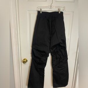 HALARA - NWT UTILITY PANTS